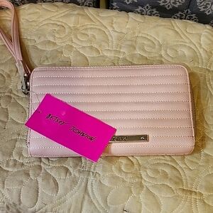 Betsey Johnson Pink Quilted Wristlet New With Tags